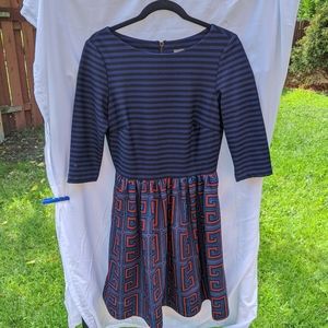 Taylor Dress - size 6. Stripes/Pattern navy